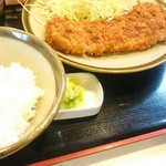 丸和 - 【とんかつ定食】