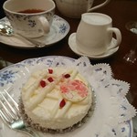 Kuroba - 紅茶とレアチーズケーキ？