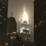 BO BEEP - 仰ぎ見た、クライスラービル。