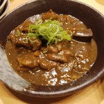 静岡おいしんぼ処 しずおかばっかぁ - もつカレー・４８０円
