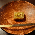 美山荘 - くるみの葛餅