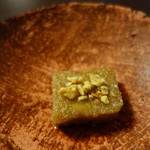 美山荘 - くるみの葛餅