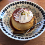 カフェ ローマ - よつ玉プリン濃厚でクリミーでびっくりな程の美味しさ