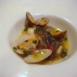 バカリ ダ ポルタ ポルテーゼ - 白身魚のアクアパッツア