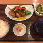 COCO'S - 鶏唐揚げと野菜の甘酢あんかけ膳 ¥1,069.2