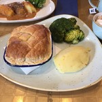 The Inn On The Mile - ステーキパイ