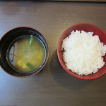 ふふ 熱海 - お味噌汁　＆　ご飯
