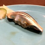 うを徳 - 小肌（握り）