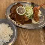 センターグリル - 