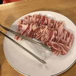 韓国食堂 サムギョプサル - 豚バラ肉