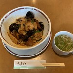 珍来 - 海老とレバーのスタミナ麺…税別900円