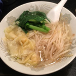 華閩 - ワンタン麺780円