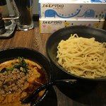 地獄の担々麺 護摩龍 - 黒のつけ麺 修羅1号