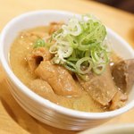 札幌ザンギ本舗 - もつにこみ