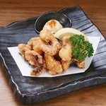 Teppan Dainingu Yakiyakiya - タコの唐揚げ