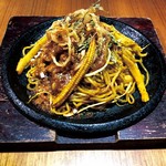 Lono酒場 - 麻婆カリー炒麺