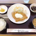 舷喜屋 - チキン南蛮定食 770円