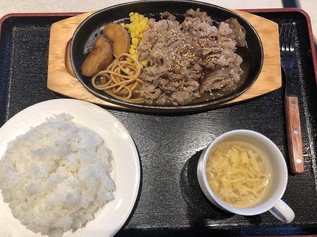 麺屋 愛心 キッチンｖ 肉屋 愛心２９ By レイ５５ 肉屋 愛心29 東新潟 焼肉 食べログ