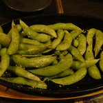 甘太郎 - 熱々鉄板焼き枝豆