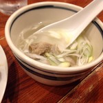 テールスープが定番だとか