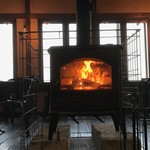 ヴィーナス カフェ - 薪ストーブ