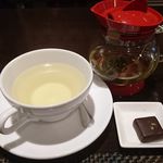 ビストロ ボナップ - ハーブティー