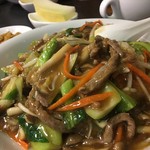 美林華飯店 - 牛肉細切りかけご飯