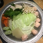 水炊き もつ鍋 鳥料理 博多 華味鳥 - 華味鳥水炊き鍋  2人前