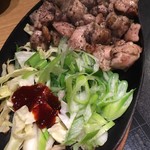 水炊き もつ鍋 鳥料理 博多 華味鳥 - 華味鳥ぷりぷり