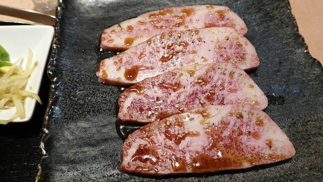 たつ屋 関内 焼肉 食べログ