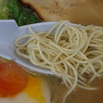 博多中洲屋台 鈴木ラーメン店 - 麺