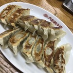 大石餃子団 - ニンニク入りの二人前