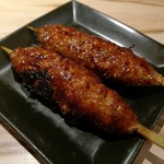 Yakitori Dining FUKUDA - コリコリの軟骨入りで生姜の風味が効いた味に甘口のタレがマッチ、つくね1本RM10.00