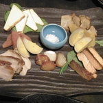 ◆自家製燻製の８種盛り合わせ