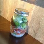 エーピージー カフェ - APZメイソンジャーサラダ