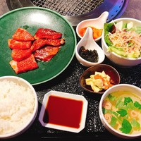 東京焼肉 平城苑 銀座5丁目店 - 和牛カルビ・アンガスハラミセット 1,450円