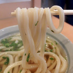 讃岐うどん 條辺 - かけうどん１玉（400円）＋かしわ天（130円）
            