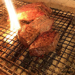 Golot - 備長炭で焼きあげられます