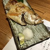 のどぐろ専門 銀座 中俣 - 焼物：のどぐろの塩焼き（姿半身）