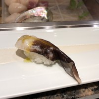 寿司割烹 小松 - とり貝、塩とオリーブオイルで