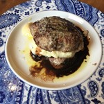 キミドリ - 黒毛和牛・岩中豚のハンバーグ