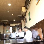 むちゃく - ２階の店内をパシャ
平日の１１時半