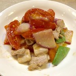 ゆたか - 豚肉とトマトのニンニク炒め（チキンパウダー使用）