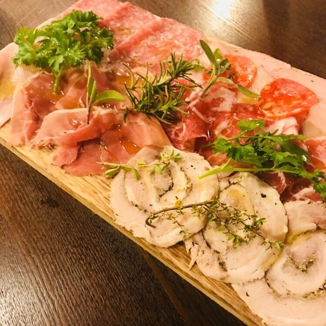 ピッツァ アンド ミートエンジン（PIZZA & MEAT ENGINE） - 長井（居酒屋）の写真