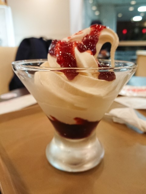 Holly's Cafe Azaru Momoyamadai Ten photo 3