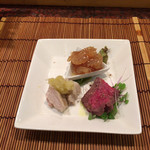 中華処 青天 - 【前菜 】海月酢の物、蒸し鶏、和牛ローストビーフ