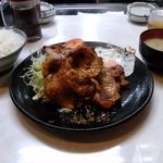 まるやま食堂 - リブロース生姜焼き定食