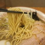 煮干中華そば専門 煮干丸 - 激熱の麺でした