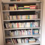 cafe yom pan - 3階の本棚