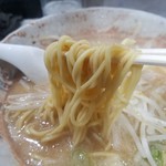 ラーメン 八龍 - 麺 リフト